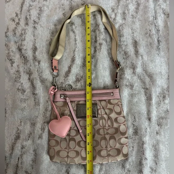 Vintage Pink Coach Poppy bag 🩷 - Picture 9 of 9